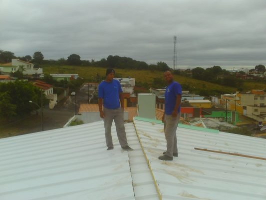 Manutenção e Reforma de Telhados, Coberturas e Lajes.